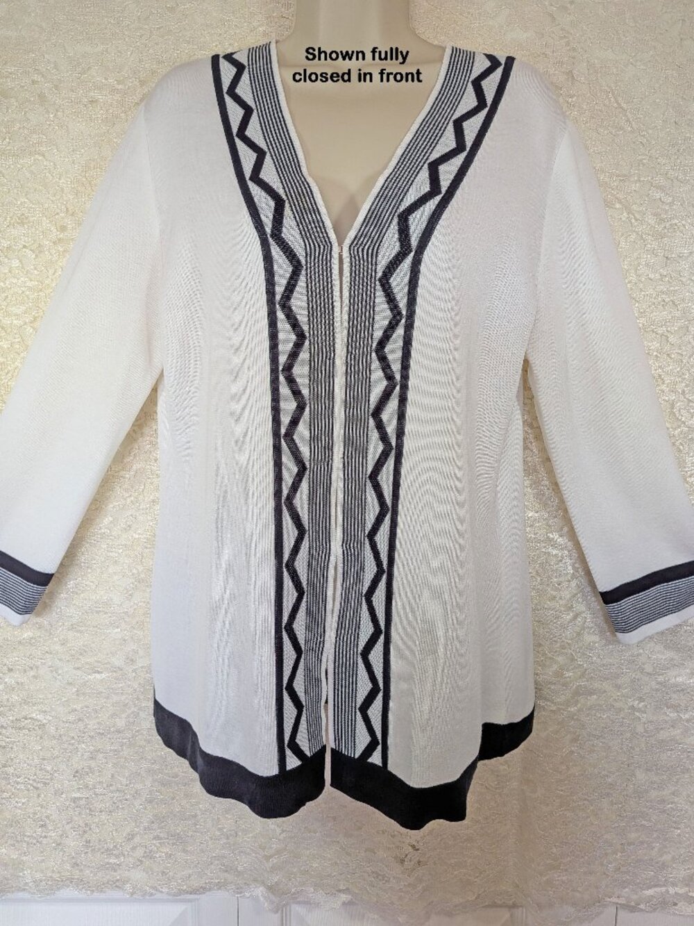 40" bust MISOOK knit blazer, White, Black striped trim, V neck, Hidden hooks - Picture 13 of 16